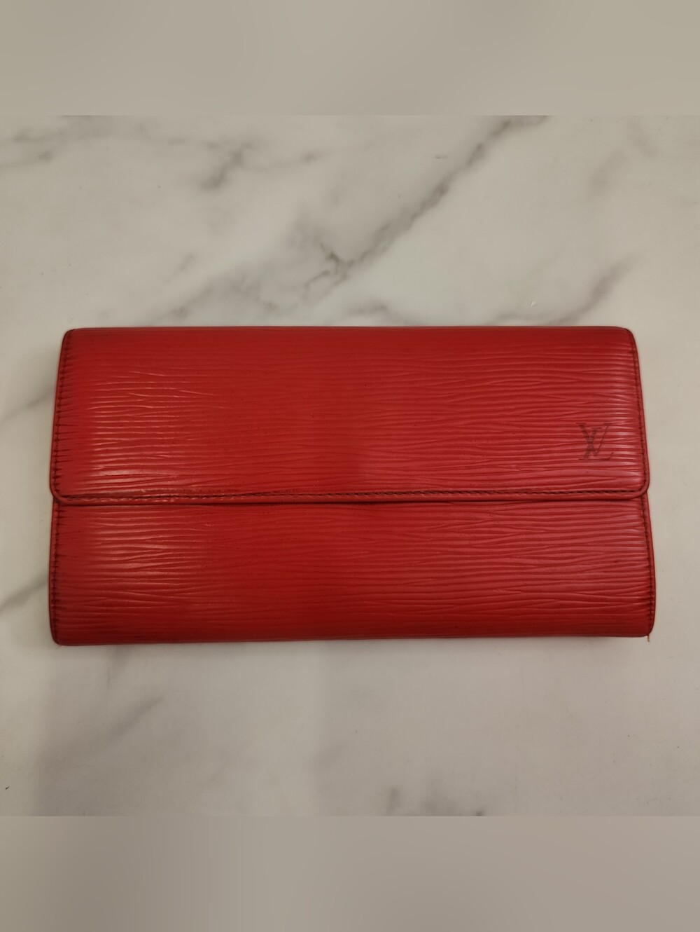 Authentic Vintage Red Epi Leather LV Long Bifold Sarah Wallet With Digital COA